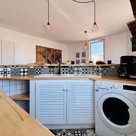 Appartement N1 Superbe à 2 Pas De La *