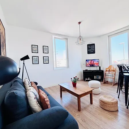 Appartement N1 Superbe à 2 Pas De La *