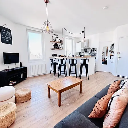 N1 Superbe à 2 Pas De La *