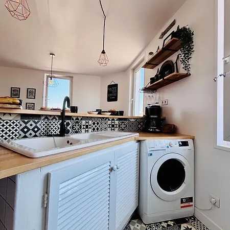 N1 Superbe à 2 Pas De La *